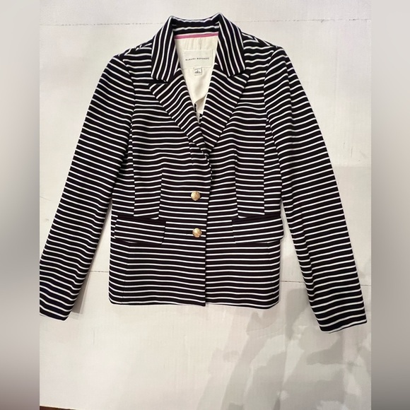 Banana Republic Tops - BANANA REPUBLIC STRETCH CLASS BLAZER. SIZE 0. NAVY AND WHITE